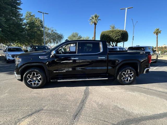 Used 2025 GMC Sierra 1500 SLT w/ SLT Premium Package AWD/4WD image 4