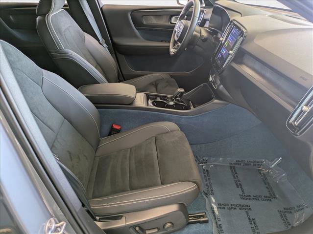 Used 2023 Volvo C40 P8 Recharge Ultimate image 20