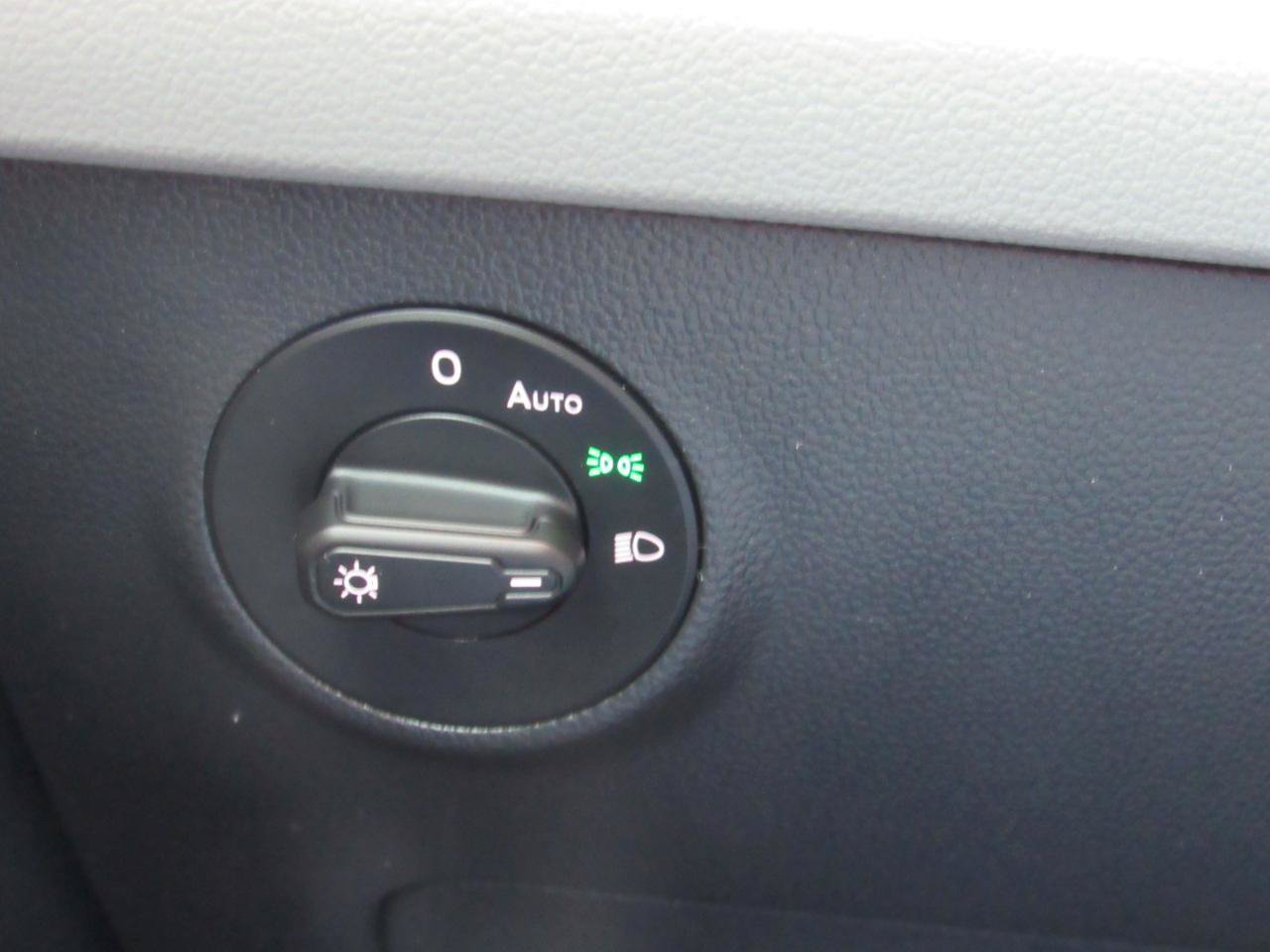 Used 2024 Volkswagen Taos S FWD image 17