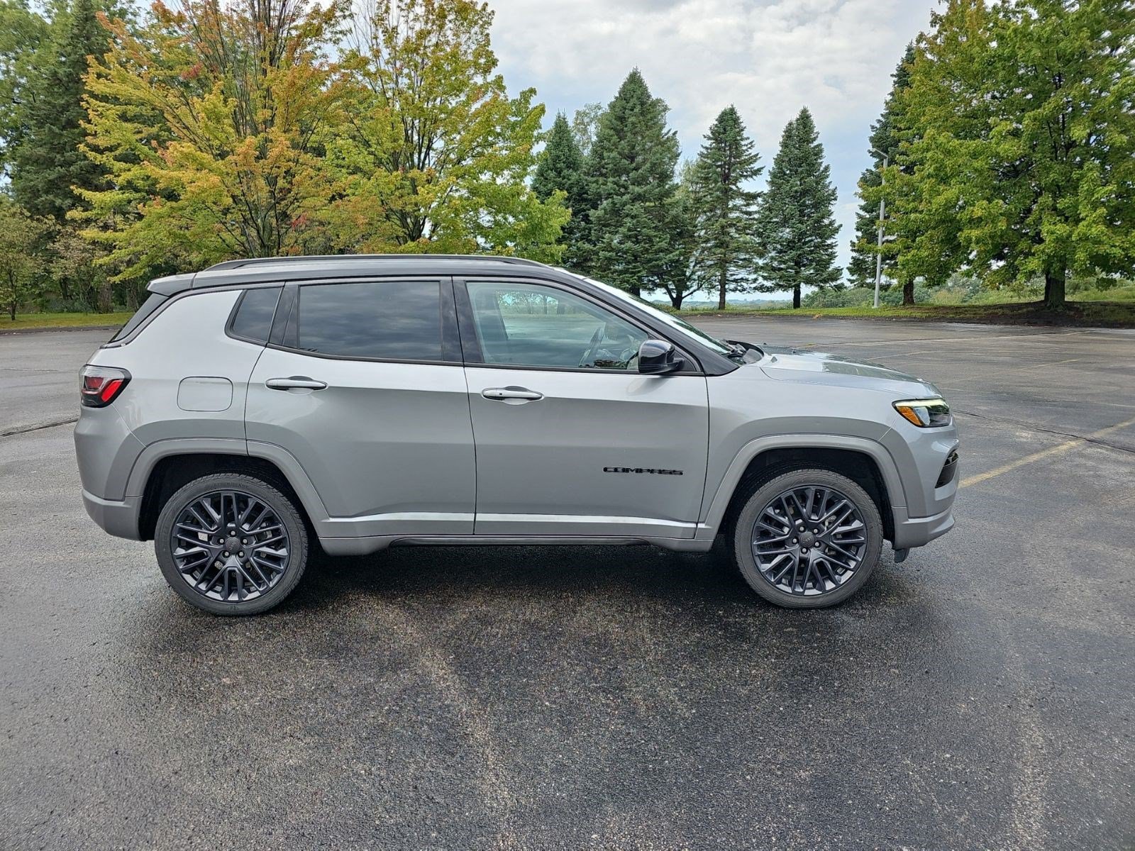 Used 2022 Jeep Compass High Altitude AWD/4WD image 7