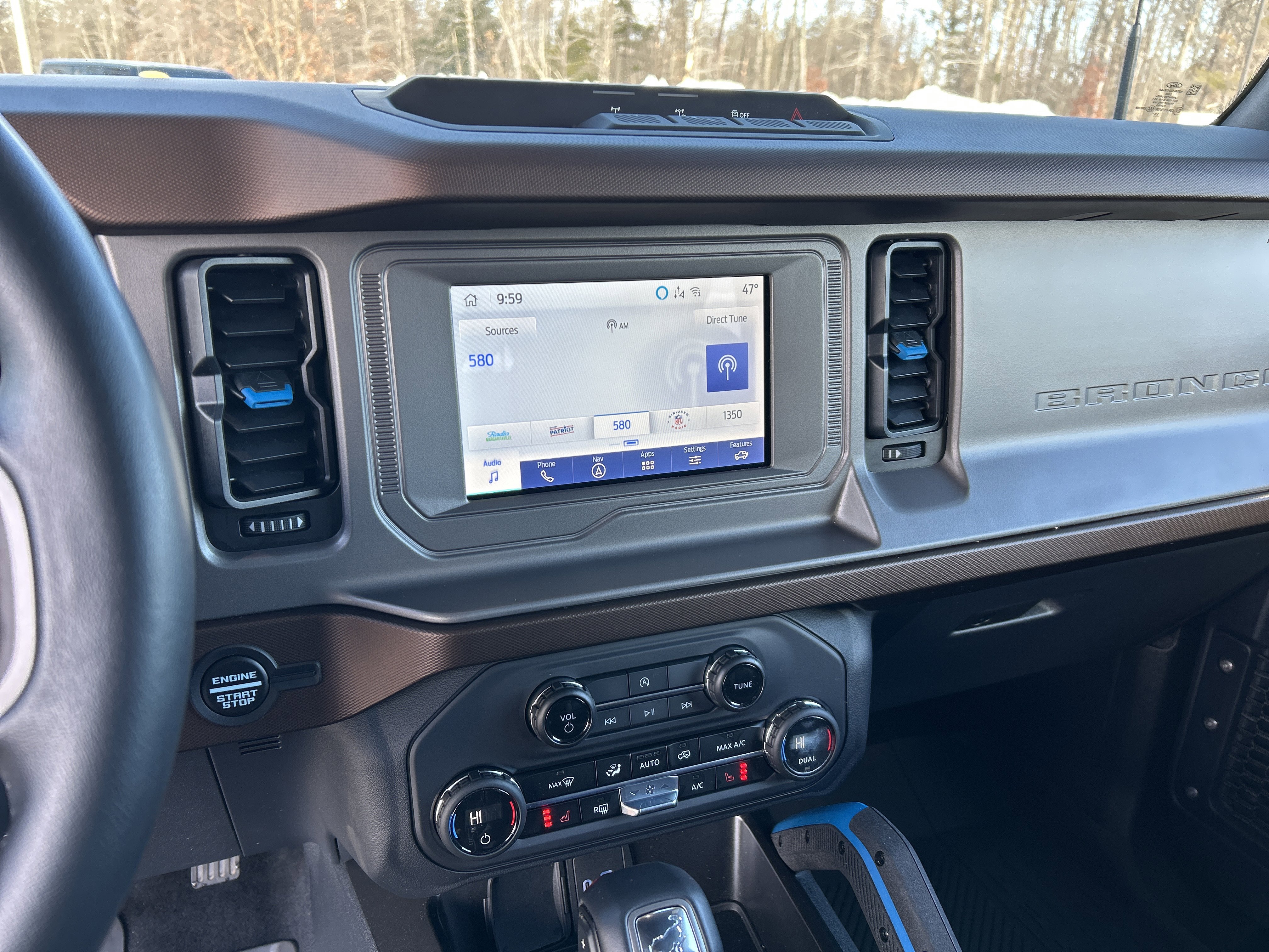 Used 2023 Ford Bronco Outer Banks image 16