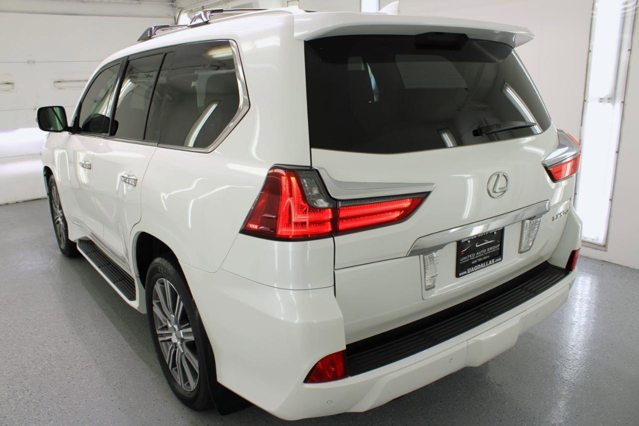 Used 2017 Lexus LX 570 4WD w/ Luxury Package image 6