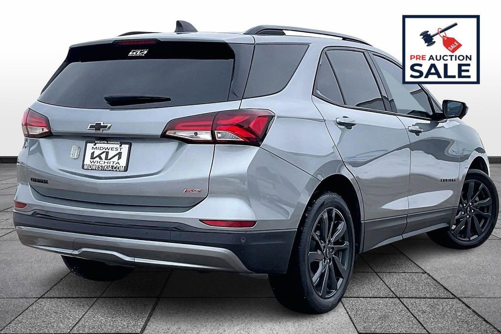 Used 2024 Chevrolet Equinox RS w/ LPO, Floor Liner Package image 15