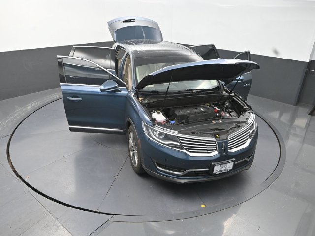 Used 2016 Lincoln MKX Reserve w/ Technology Package AWD/4WD image 32