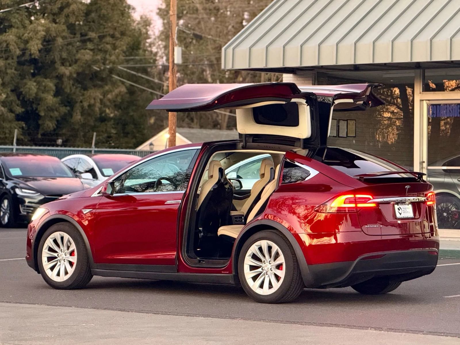 Used 2016 Tesla Model X Performance image 7