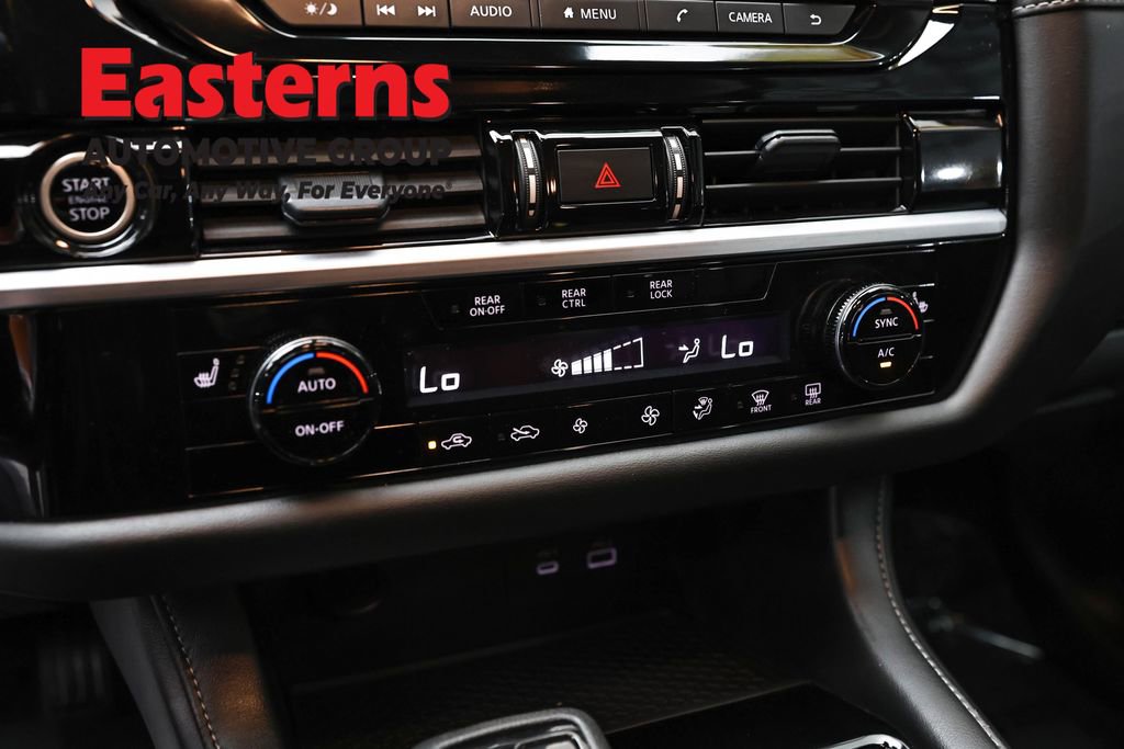 Used 2024 Nissan Pathfinder SV image 20