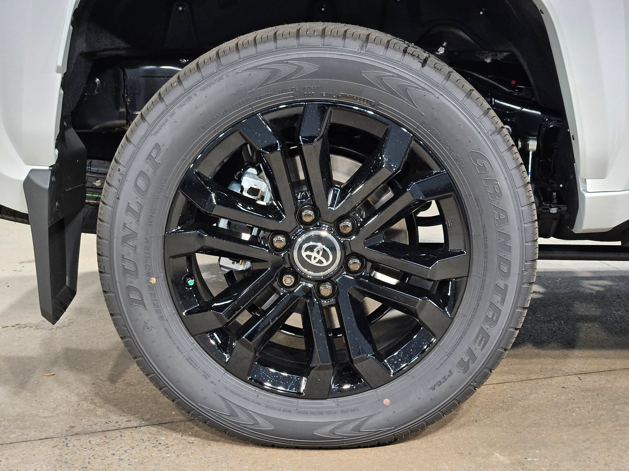 New 2026 Toyota 4Runner Platinum AWD/4WD image 24