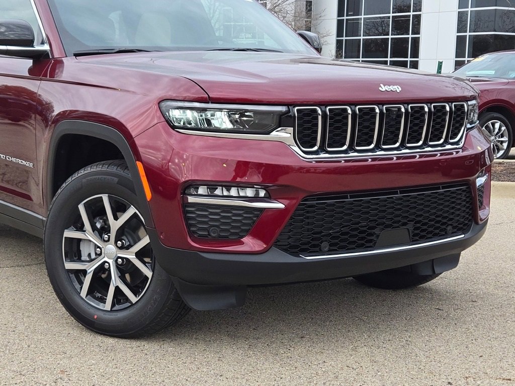 New 2025 Jeep Grand Cherokee Limited image 2