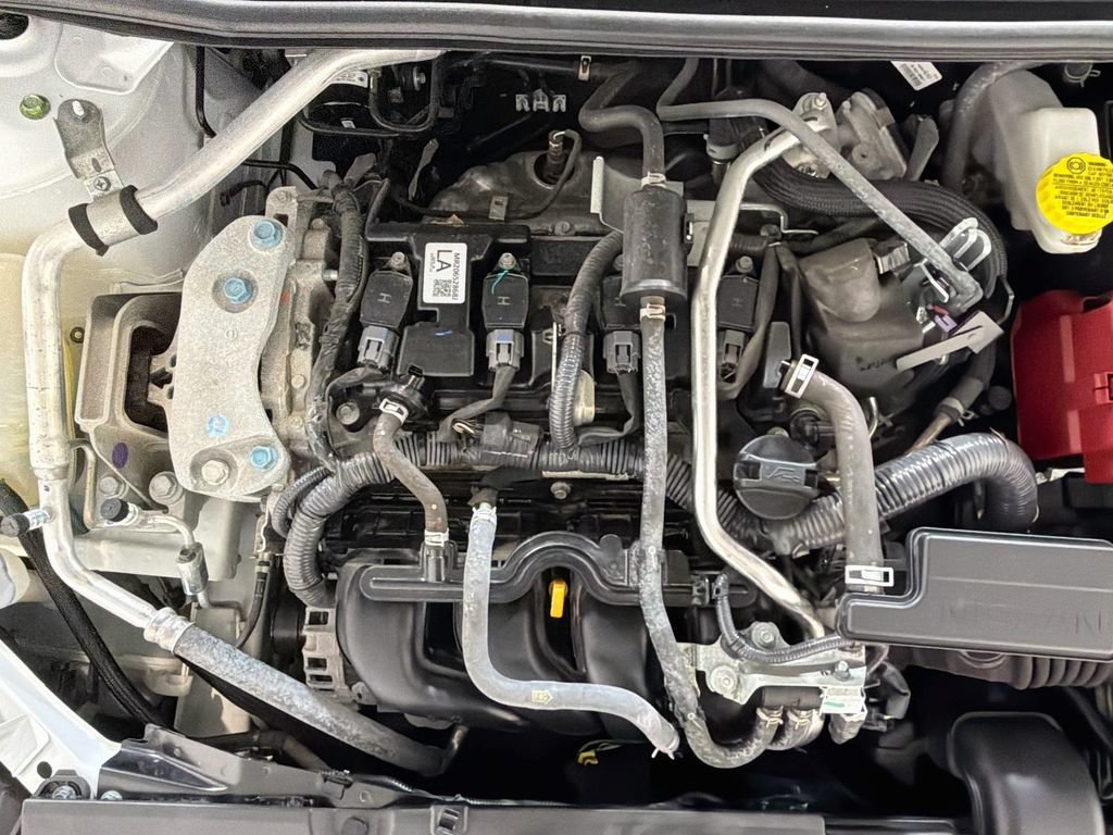 Used 2024 Nissan Sentra SR w/ SR Premium Package FWD image 31