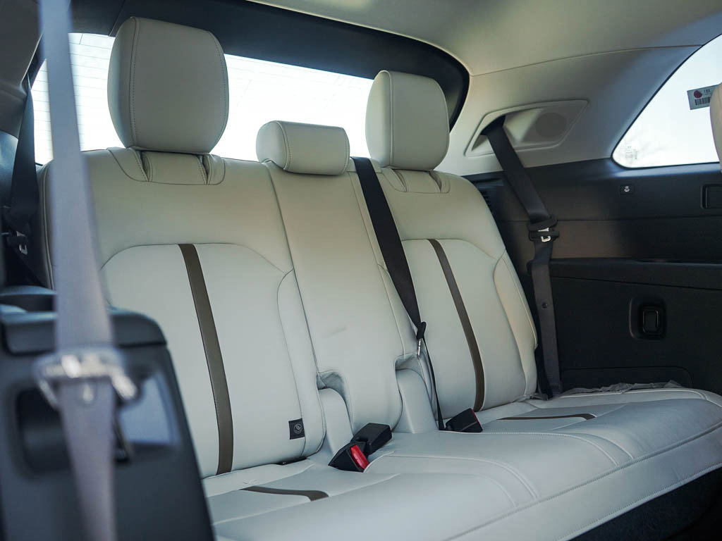 New 2026 MAZDA CX-90 Plug-In Hybrid w/ Premium Plus image 14