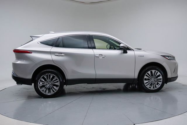 Used 2021 Toyota Venza XLE w/ Softex Package AWD/4WD image 6