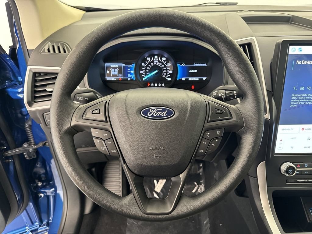 New 2024 Ford Edge SE w/ Black Appearance Package AWD/4WD image 11
