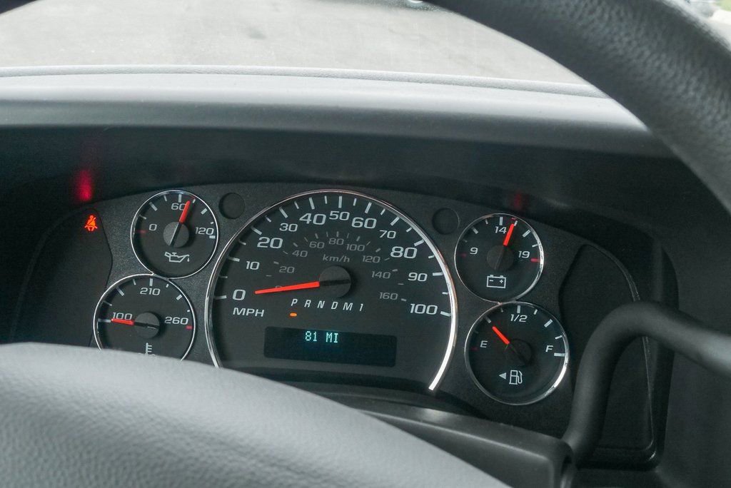 New 2025 Chevrolet Express 2500 Extended w/ Driver Convenience Package image 18
