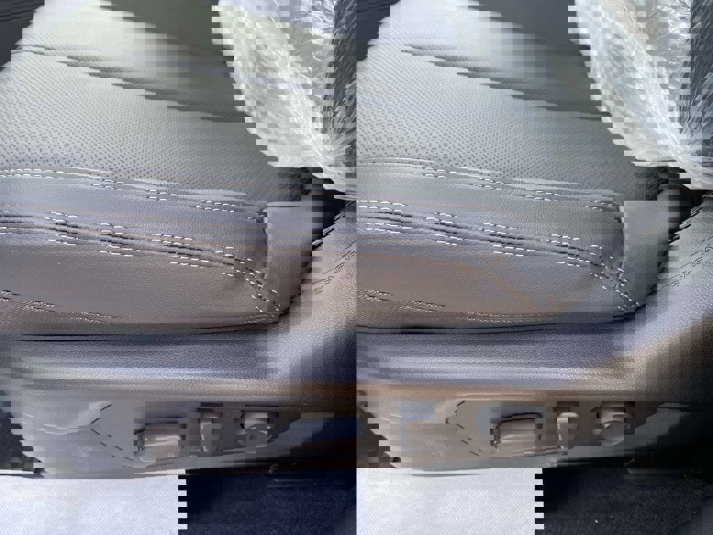 New 2026 Subaru Outback Limited image 9