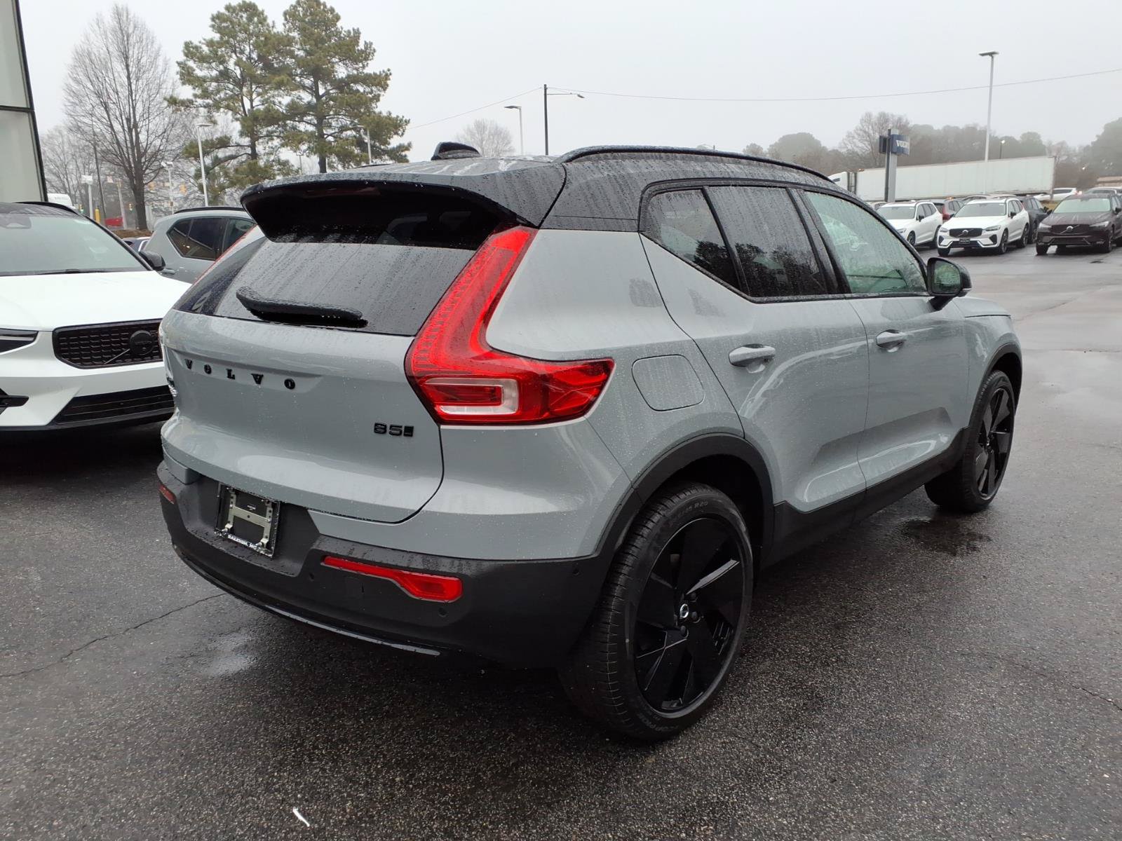New 2026 Volvo XC40 B5 Ultra w/ Protection Package Premier AWD/4WD image 3