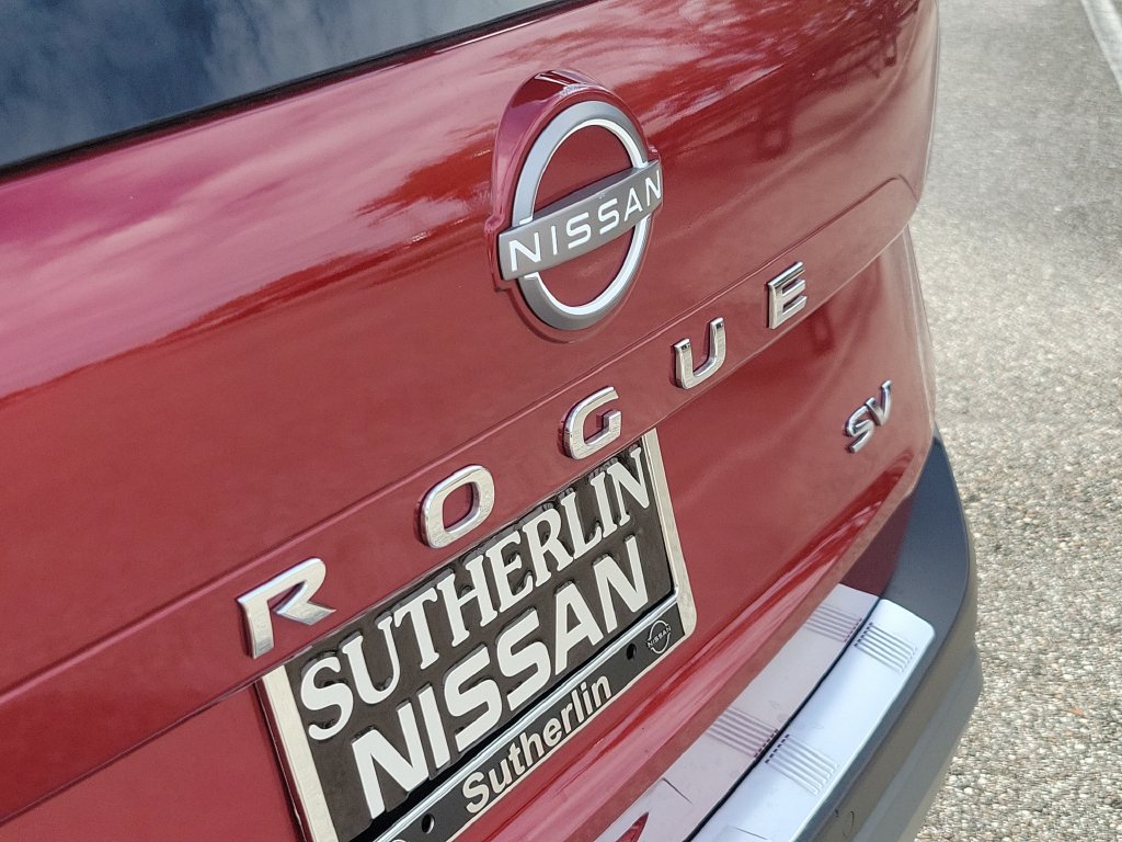 Certified 2023 Nissan Rogue SV FWD image 6