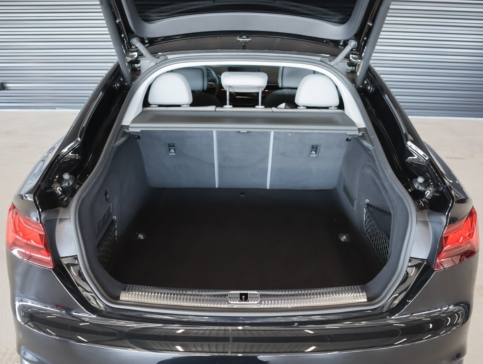 Used 2022 Audi A5 2.0T Premium image 12