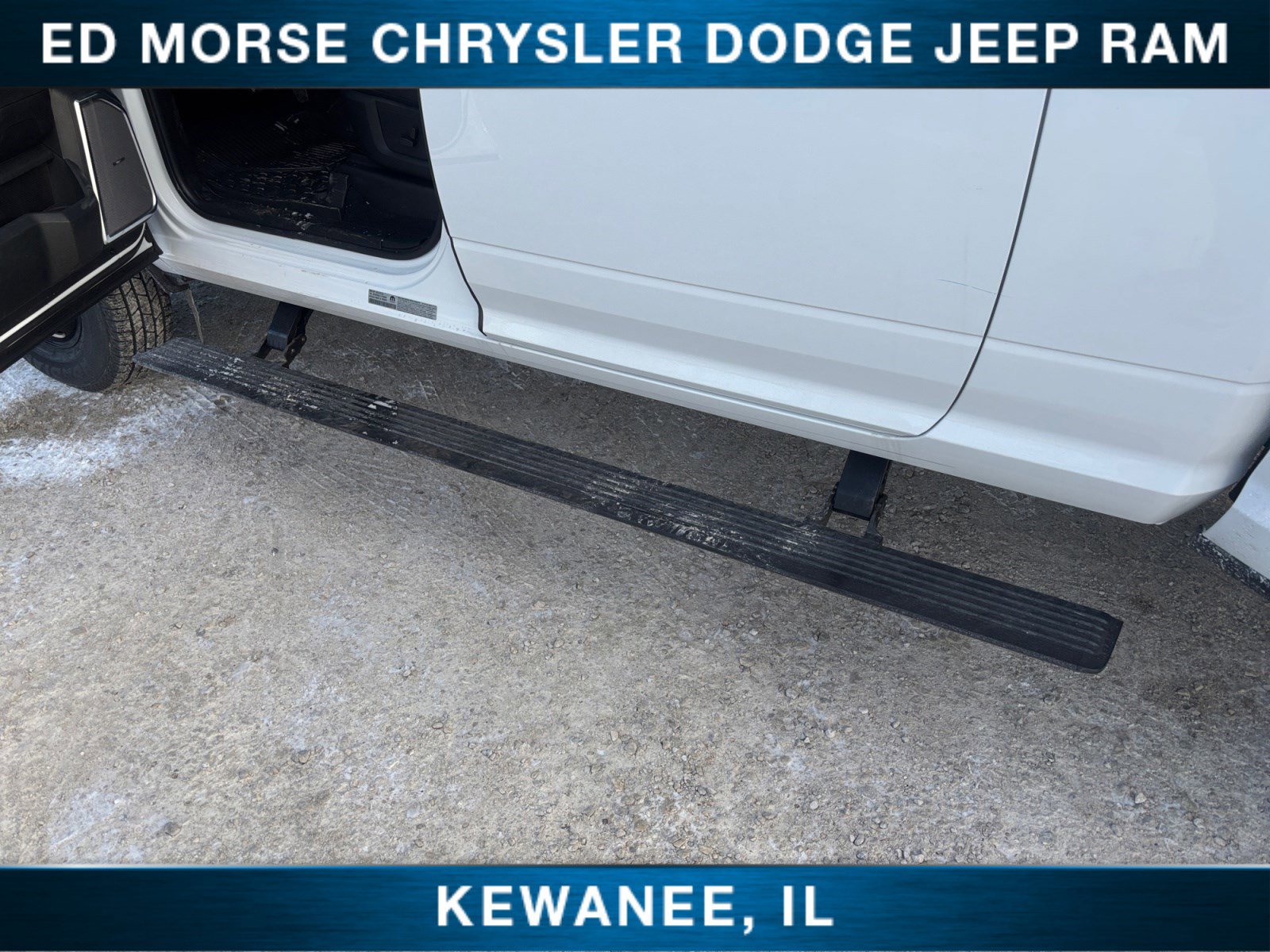 New 2026 RAM 3500 Laramie AWD/4WD image 36