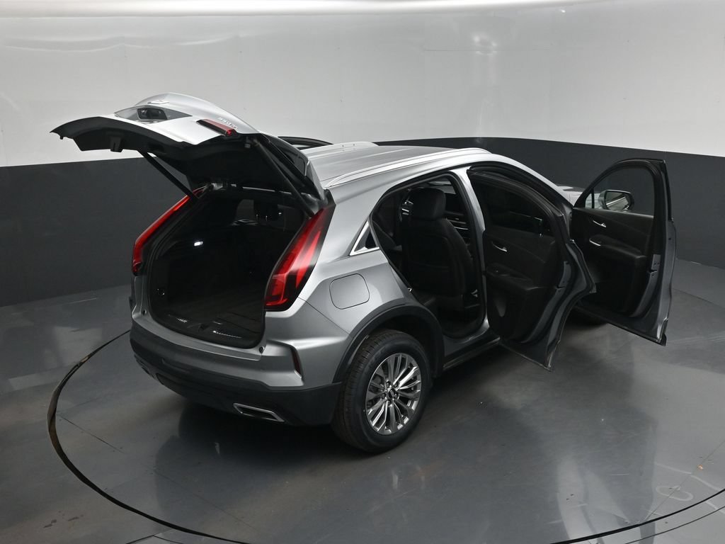 Used 2024 Cadillac XT4 Premium Luxury FWD image 29