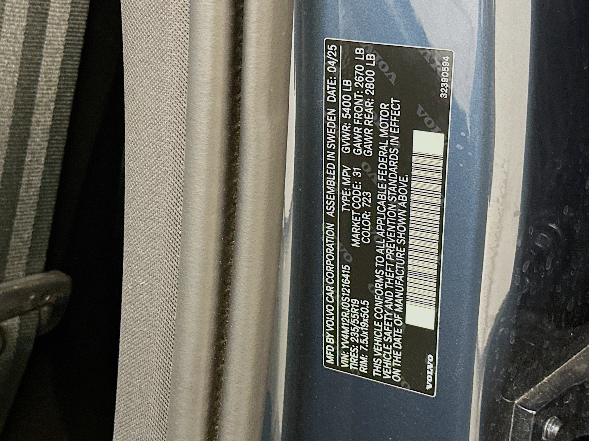 Used 2025 Volvo XC60 B5 Core image 12