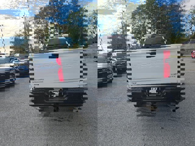 Used 2021 Chevrolet Silverado 2500 Custom w/ Gooseneck/5TH Wheel Package image 11