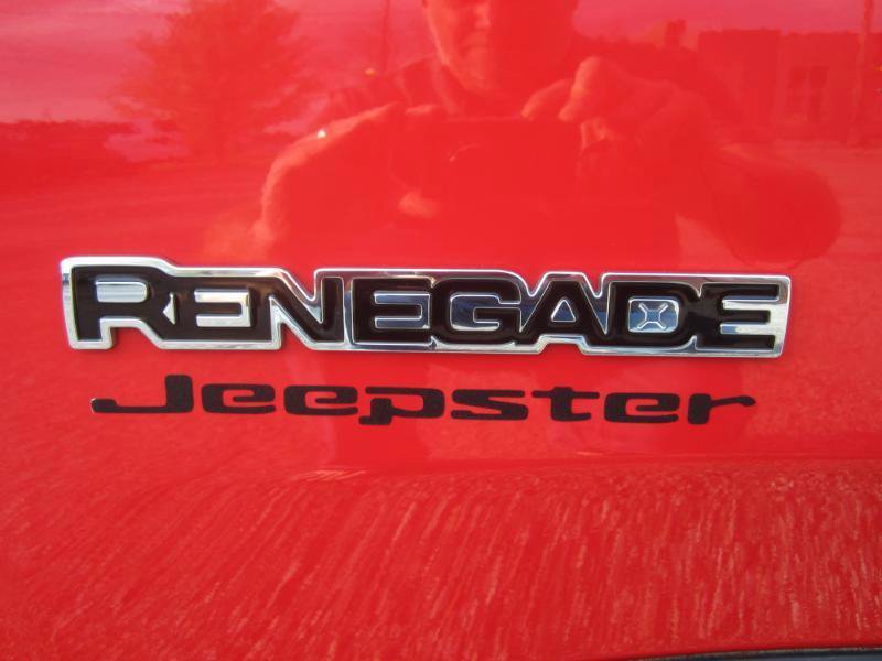 Used 2020 Jeep Renegade Sport FWD image 30