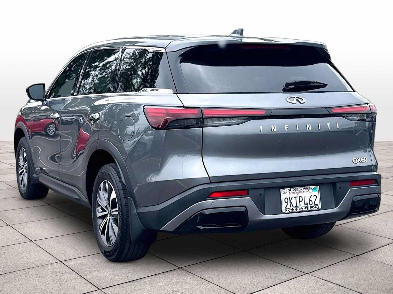 Used 2024 INFINITI QX60 Pure FWD image 14