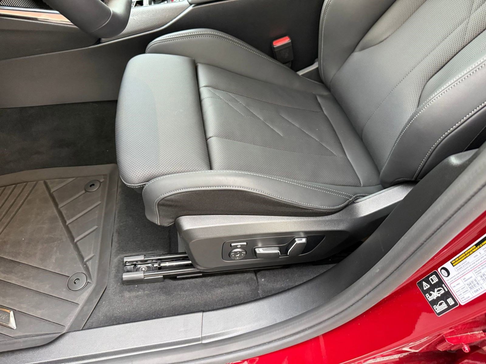 Certified 2026 BMW X3 xDrive30 w/ M Sport Package image 12