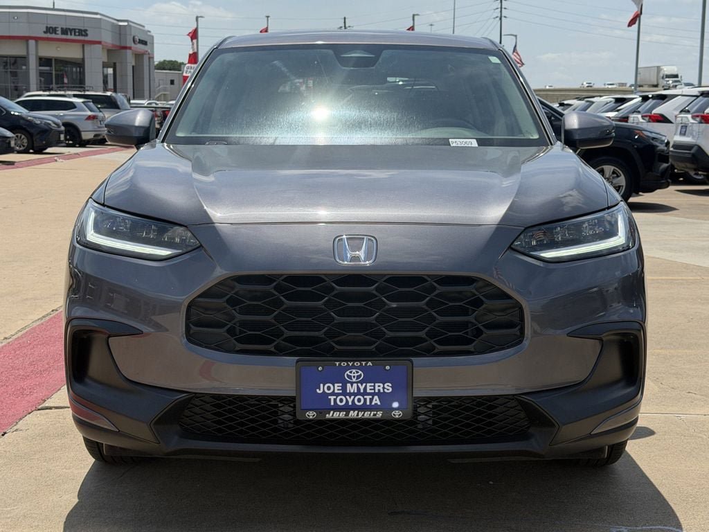 Used 2025 Honda HR-V LX image 3
