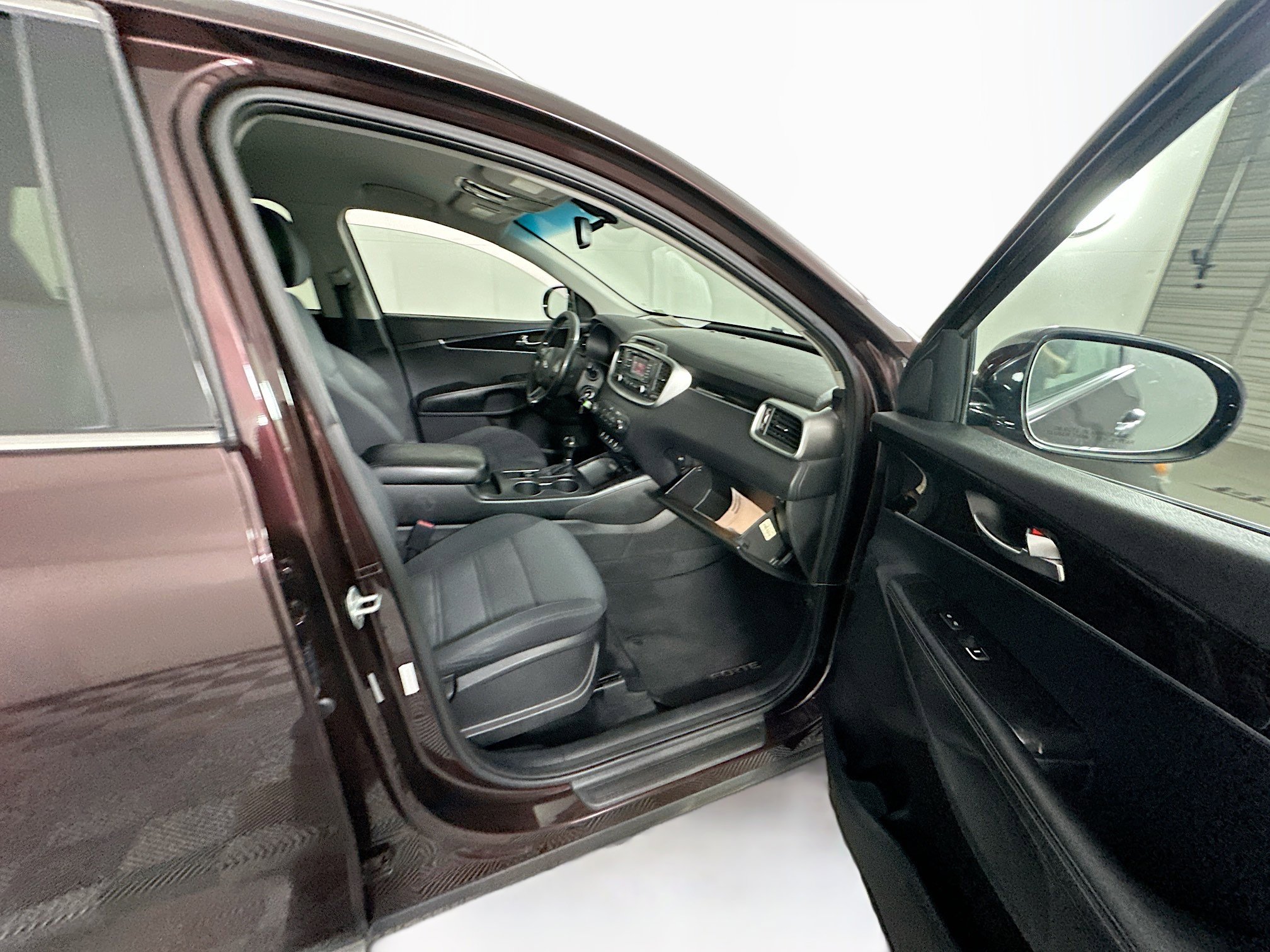 Used 2016 Kia Sorento LX w/ LX Convenience Package image 29