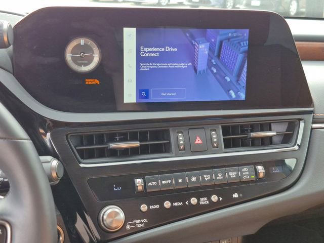 Used 2025 Lexus ES 350 w/ Premium Package image 14