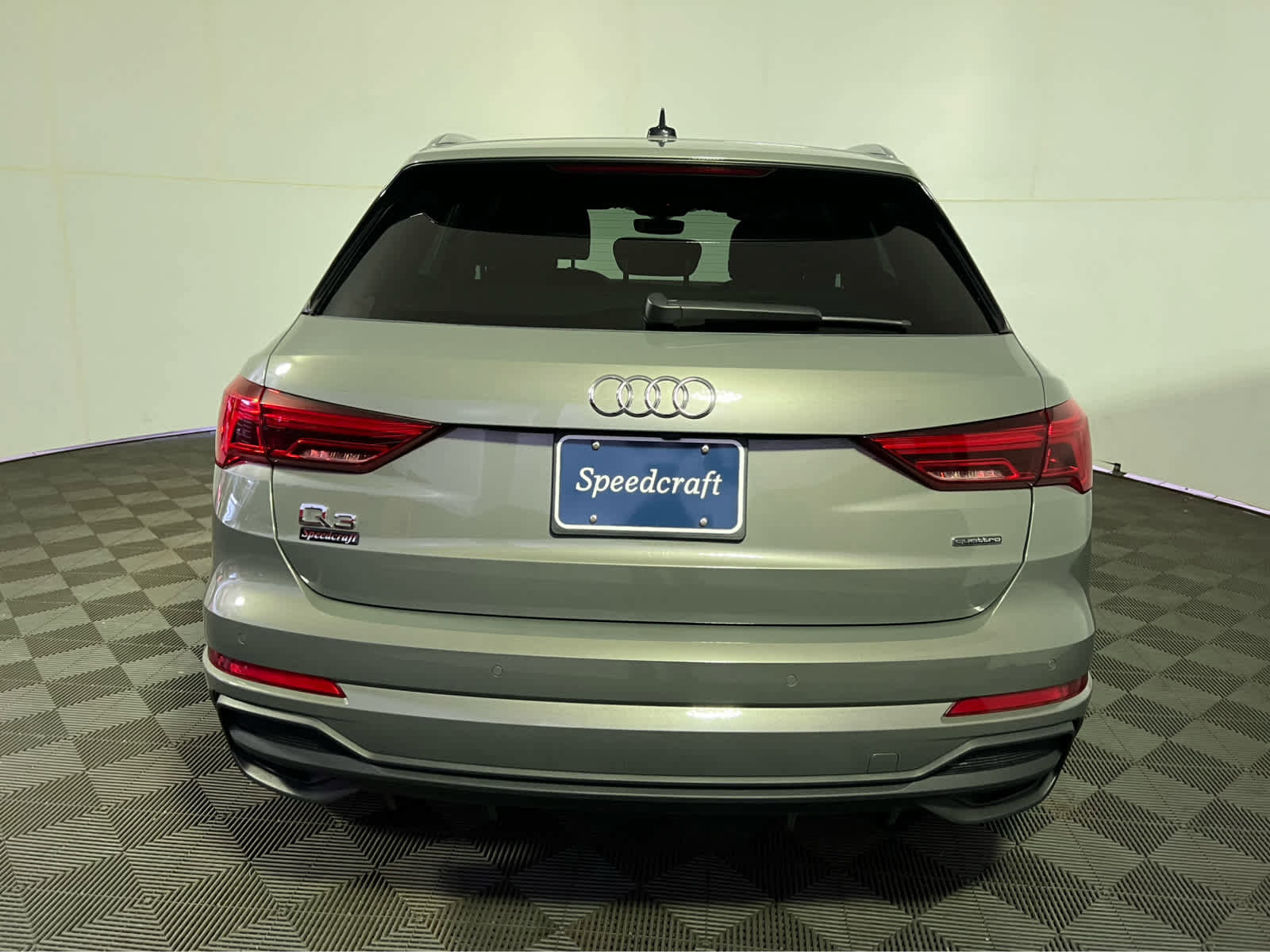 Used 2023 Audi Q3 2.0T Premium Plus w/ Premium Plus Package AWD/4WD image 6