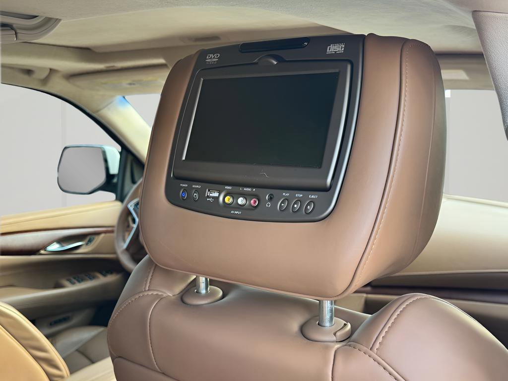 Used 2016 Cadillac Escalade Platinum AWD/4WD image 15