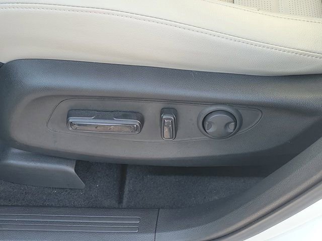 Used 2025 Honda CR-V EX-L image 20