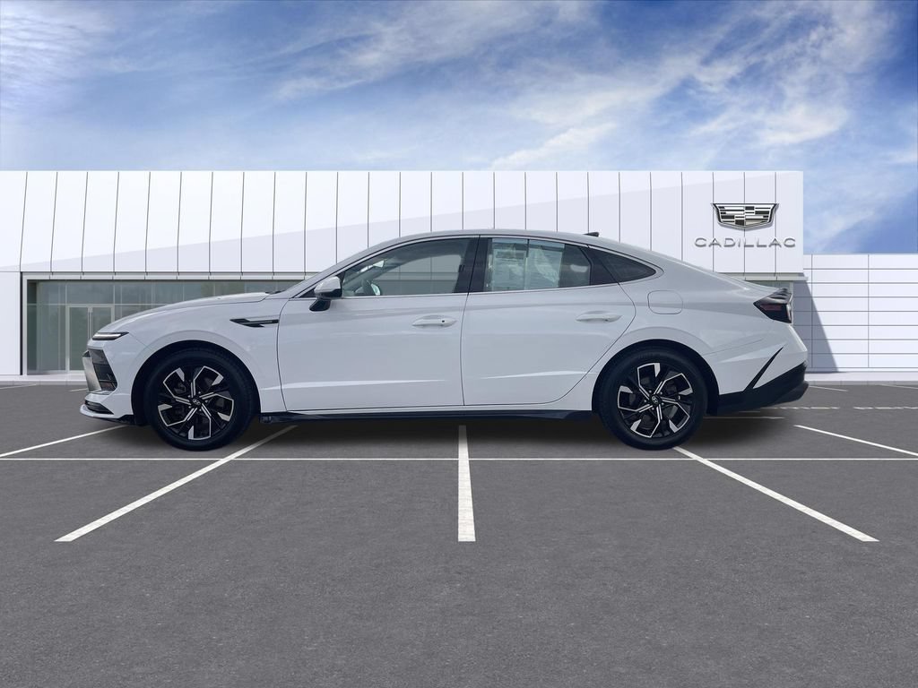 Used 2025 Hyundai Sonata SEL FWD image 5