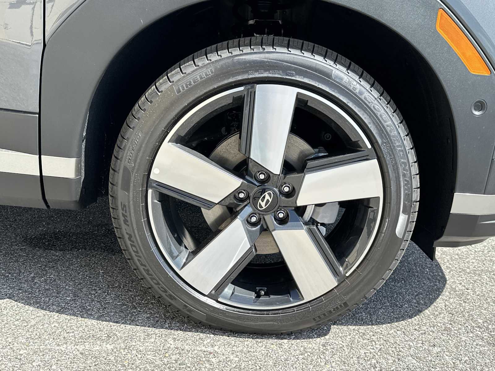 New 2026 Hyundai Santa Fe Limited FWD image 7