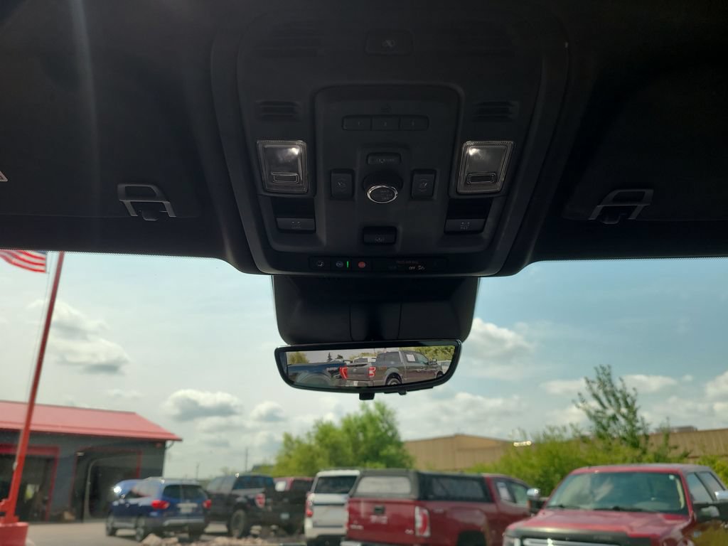 Used 2021 Cadillac Escalade Sport w/ LPO, Illumination Package AWD/4WD image 38