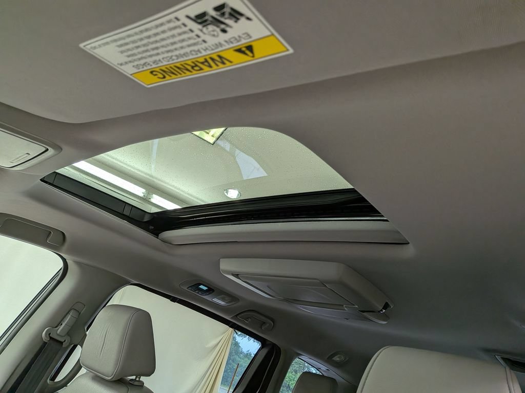 Used 2018 Honda Odyssey Elite image 16