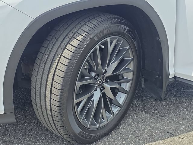 Used 2022 Lexus RX 450h F Sport w/ Accessory Package AWD/4WD image 34