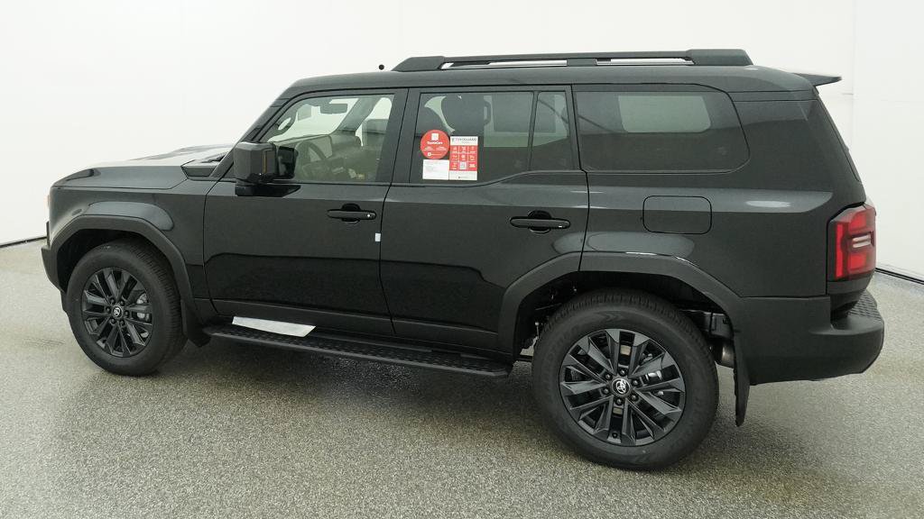New 2027 Toyota Land Cruiser w/ Premium Package AWD/4WD image 7