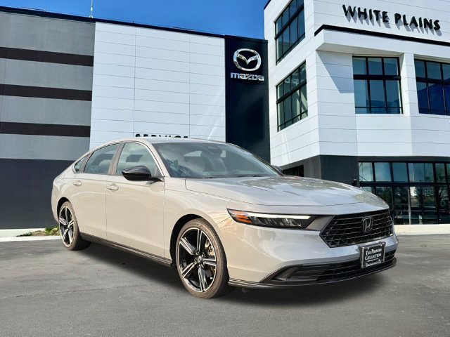 Used 2023 Honda Accord Sport image 1