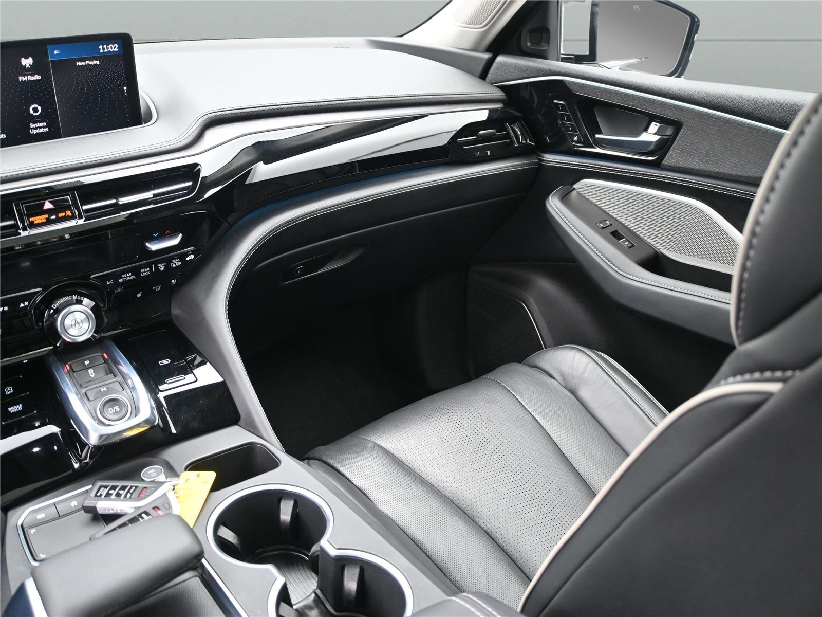 Certified 2022 Acura MDX SH-AWD w/ Advance Package image 16