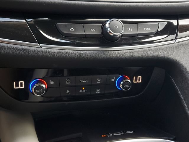 Used 2023 Buick Enclave Essence FWD image 30