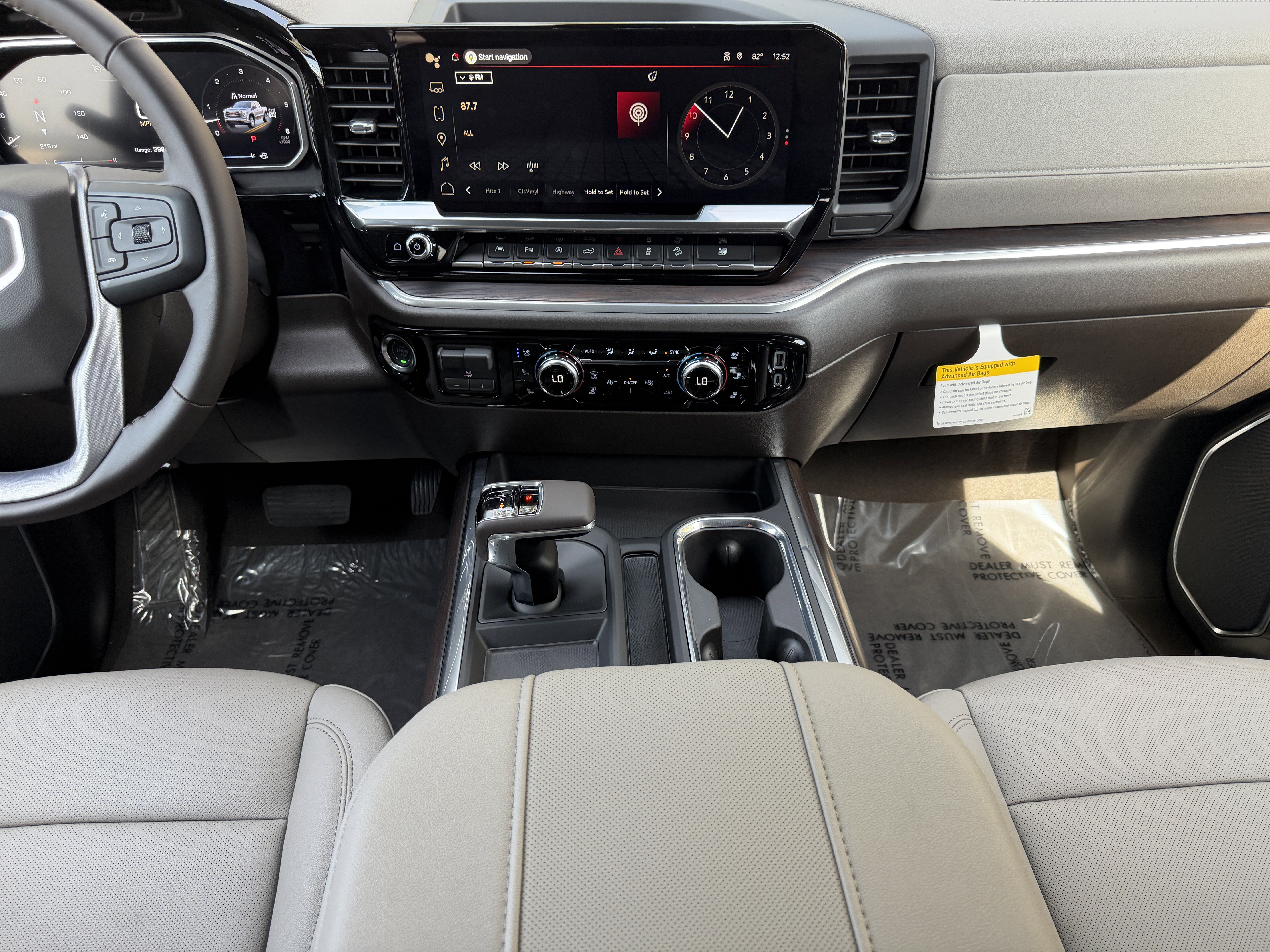 New 2026 GMC Sierra 1500 SLT w/ SLT Premium Plus Package AWD/4WD image 33