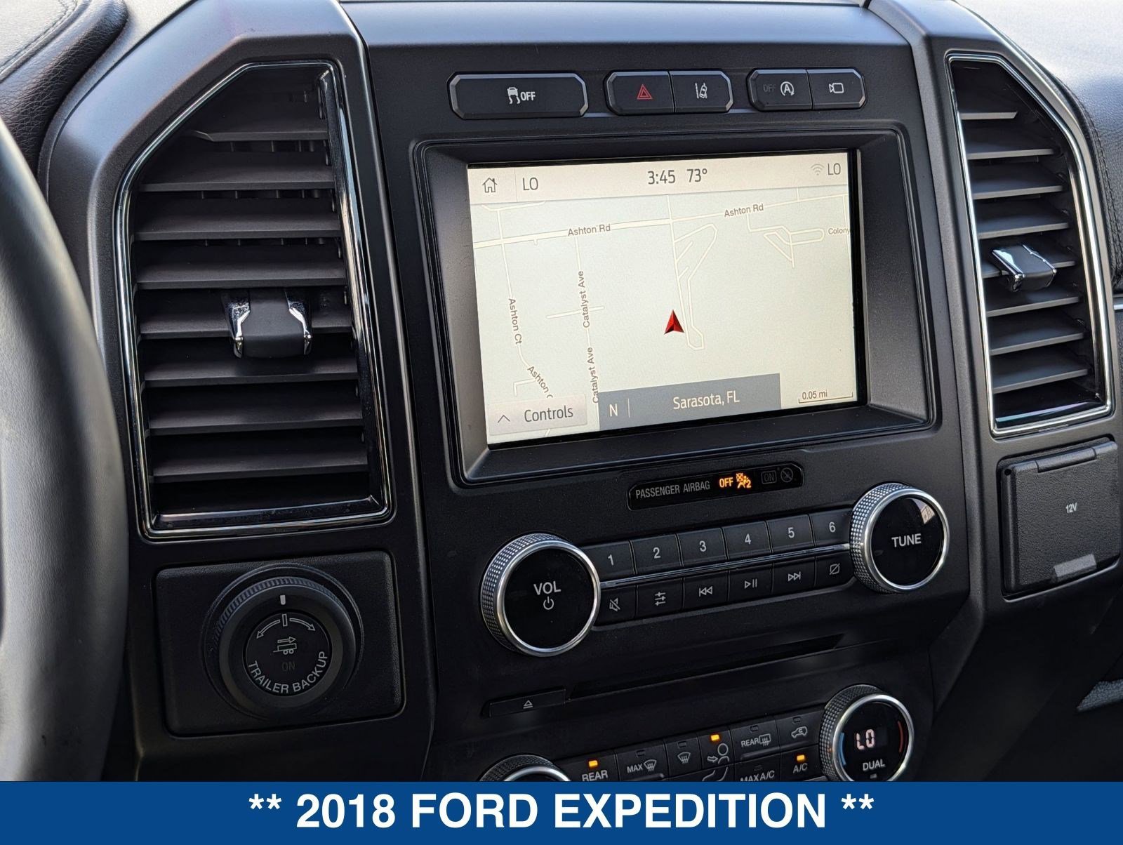 Used 2018 Ford Expedition Limited w/ Equipment Group 302A image 32