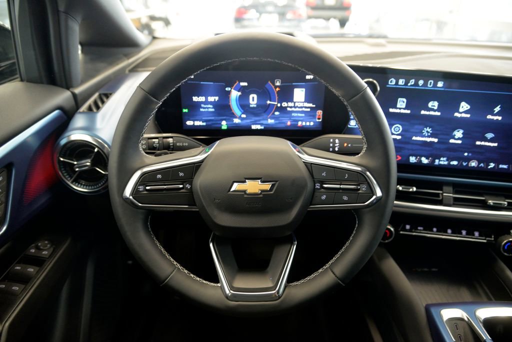 Certified 2025 Chevrolet Equinox EV LT w/ Convenience Package II image 18