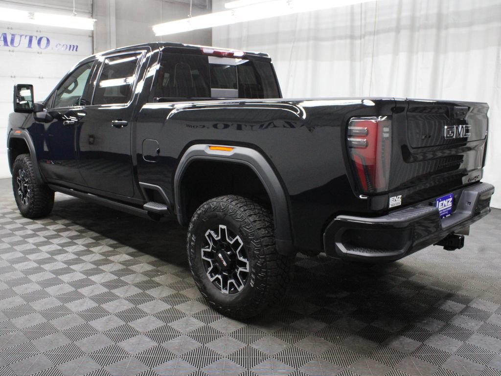 Used 2026 GMC Sierra 2500 AT4X w/ LPO, Black Badging Package AWD/4WD image 7