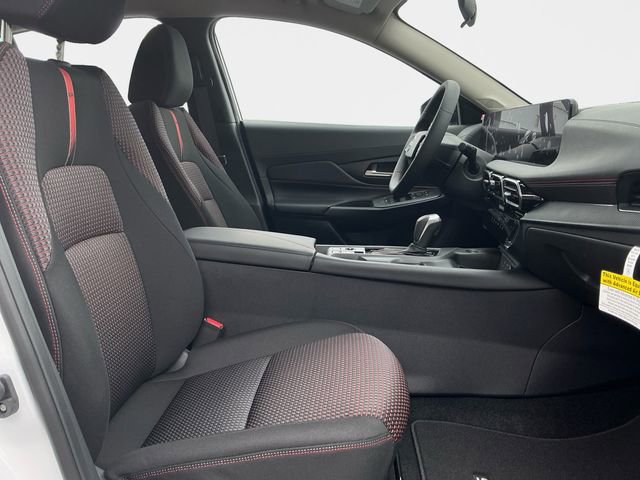 New 2026 Nissan Sentra SR w/ Floor Mat Package FWD image 17