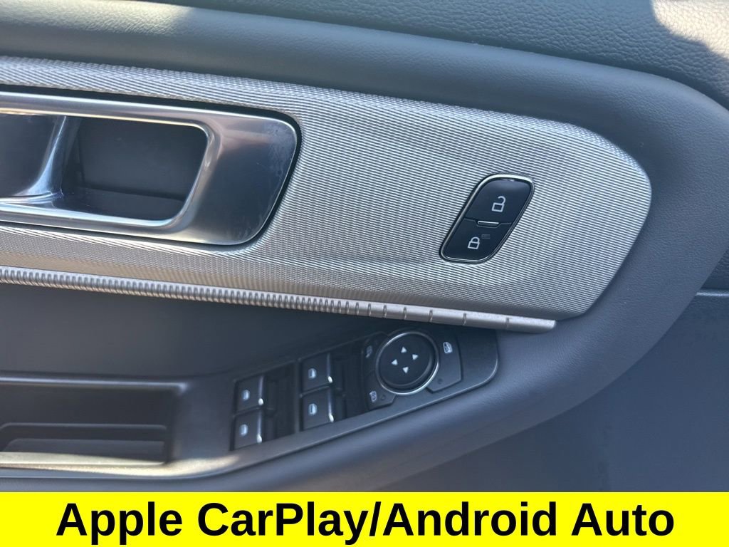 Used 2026 Ford Explorer Active w/ Active Comfort Package AWD/4WD image 19