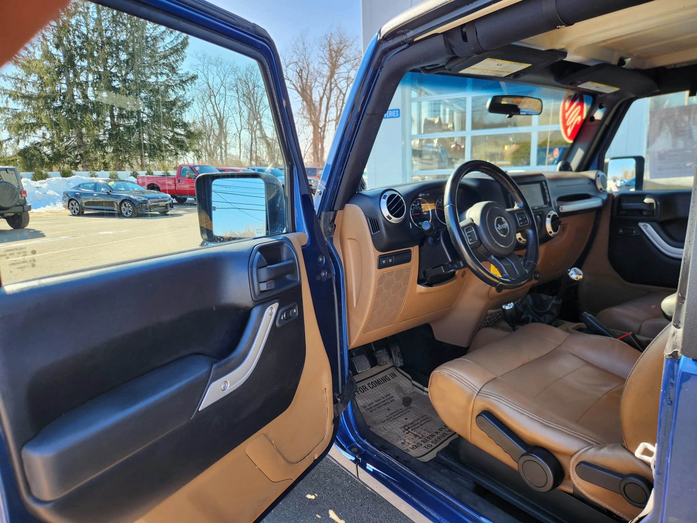 Used 2012 Jeep Wrangler Rubicon w/ Dual Top Group image 21